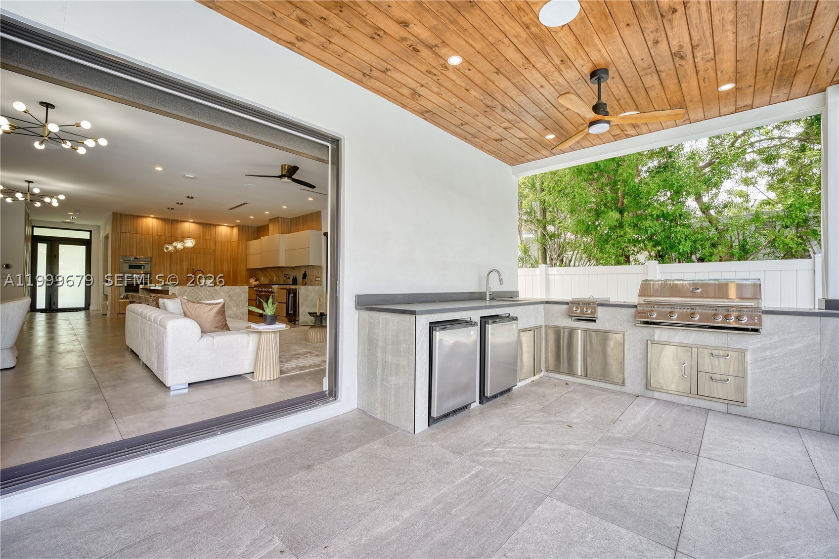 2613 Center Ave, Fort Lauderdale FL 33308