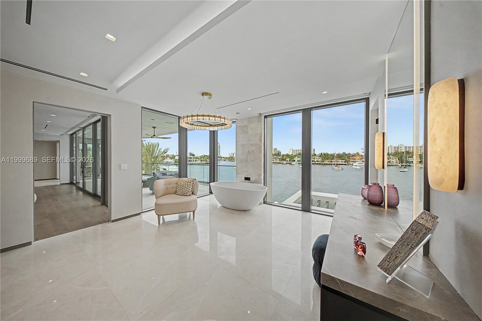 1400 W Lake Dr, Fort Lauderdale FL 33316