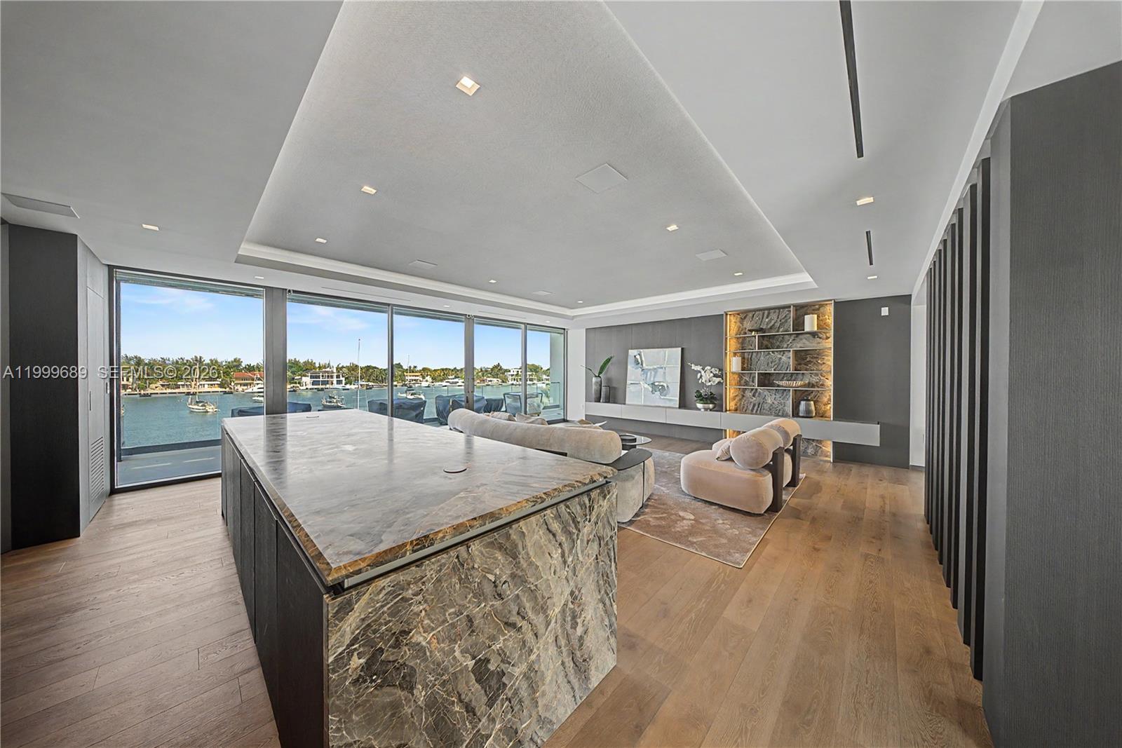 1400 W Lake Dr, Fort Lauderdale FL 33316
