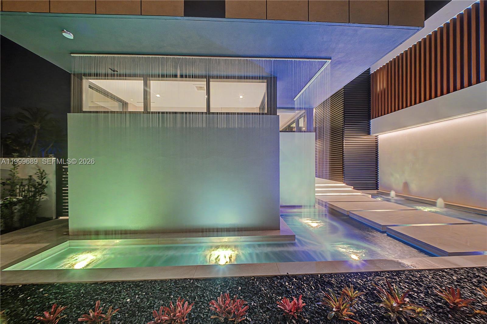 1400 W Lake Dr, Fort Lauderdale FL 33316