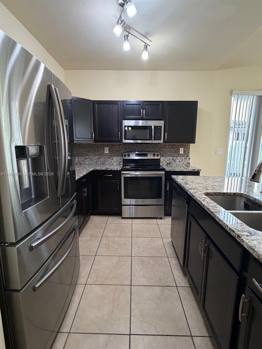 133 SE 28 #8, Homestead FL 33033