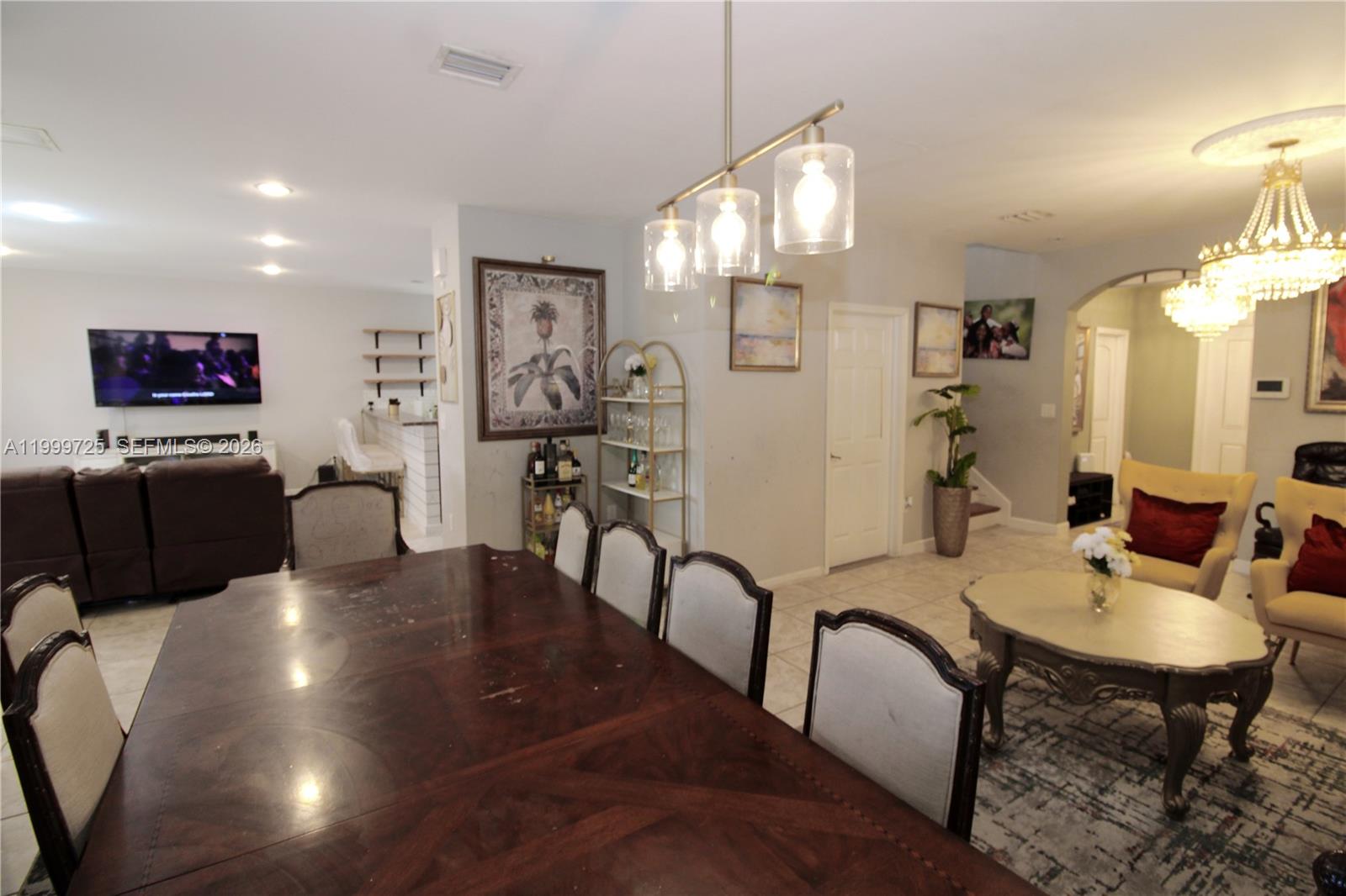 3698 SE 2nd Dr, Homestead FL 33033