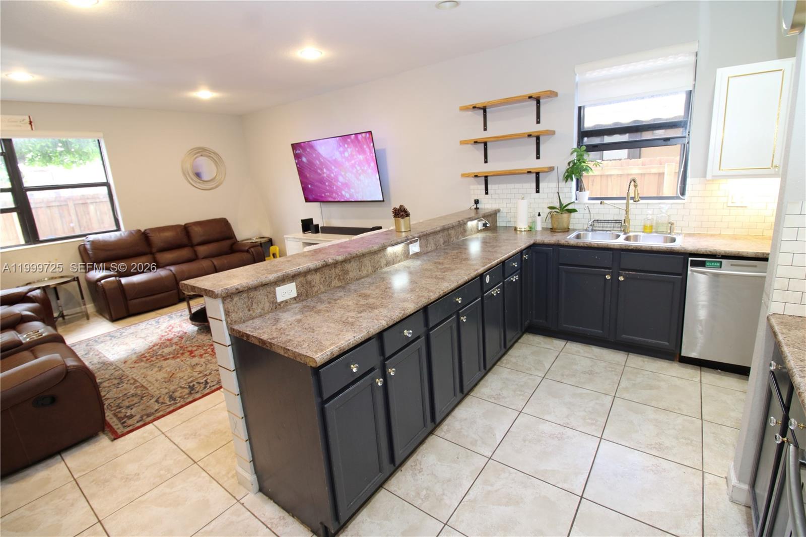 3698 SE 2nd Dr, Homestead FL 33033