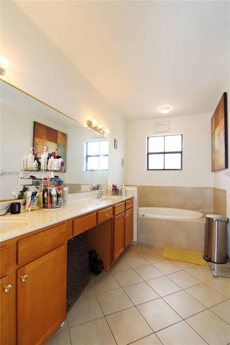 3698 SE 2nd Dr, Homestead FL 33033