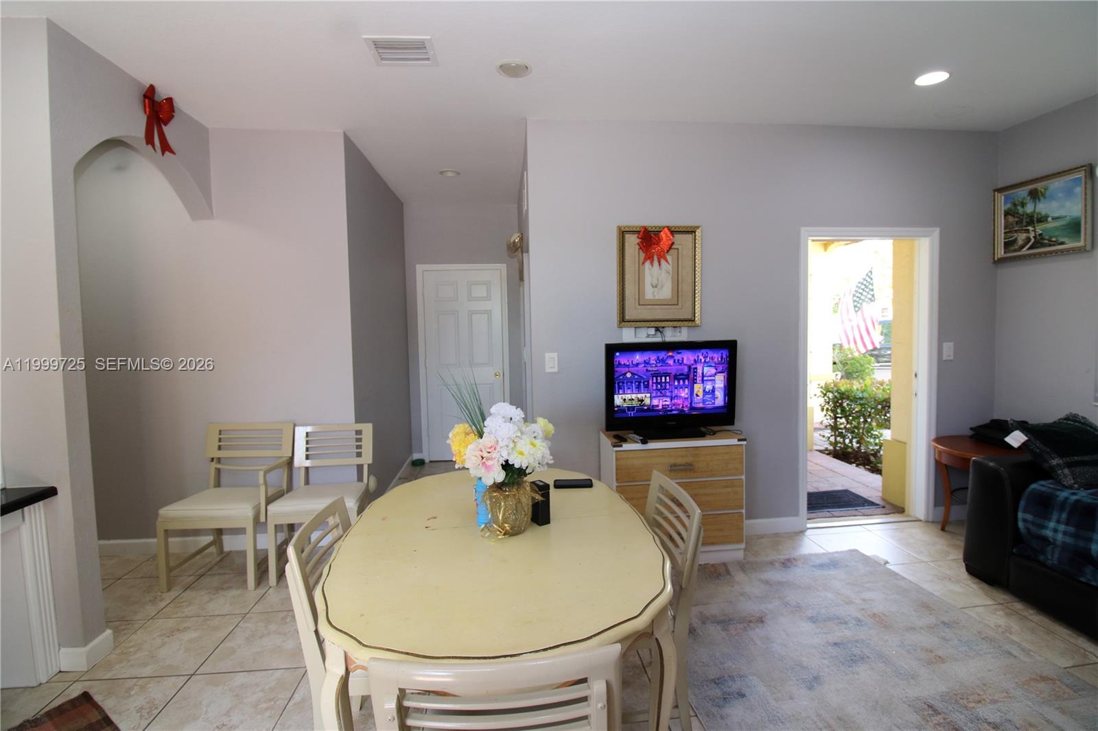 3698 SE 2nd Dr, Homestead FL 33033