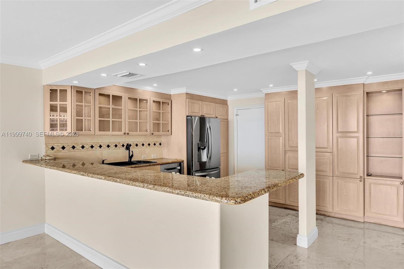 2 Grove Isle Dr #B805, Miami FL 33133
