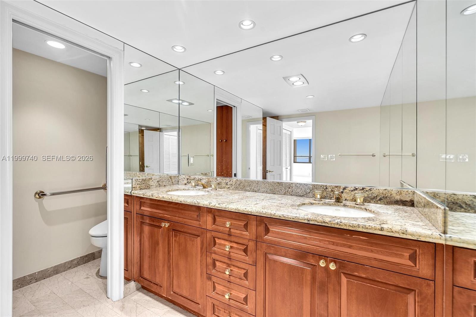 2 Grove Isle Dr #B805, Miami FL 33133