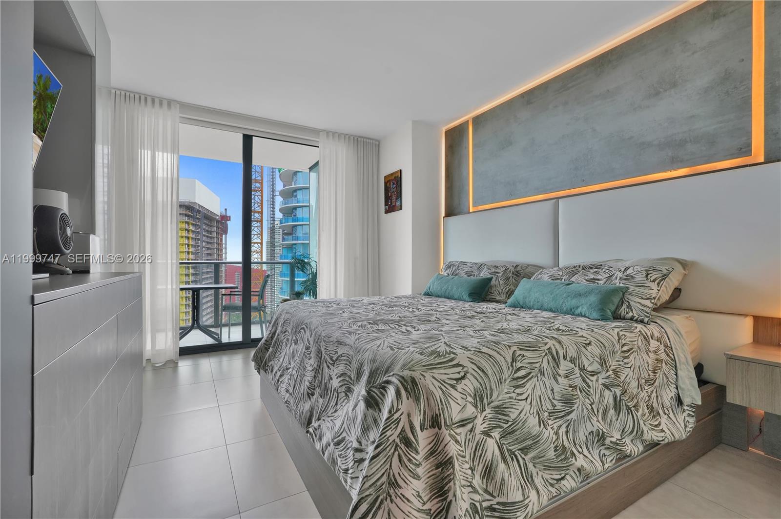 1300 S Miami Ave #2705, Miami FL 33130
