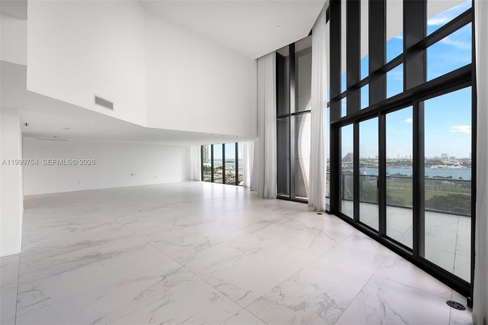 1000 Biscayne Blvd #1201, Miami FL 33132