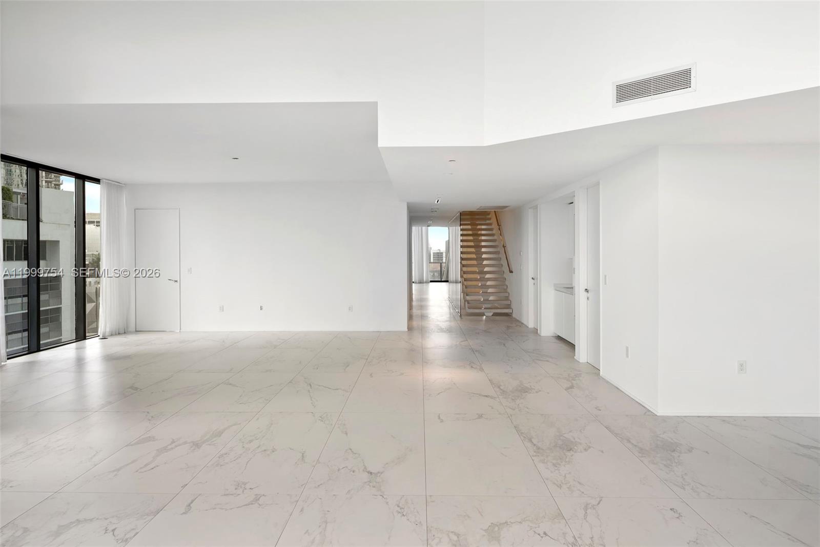 1000 Biscayne Blvd #1201, Miami FL 33132
