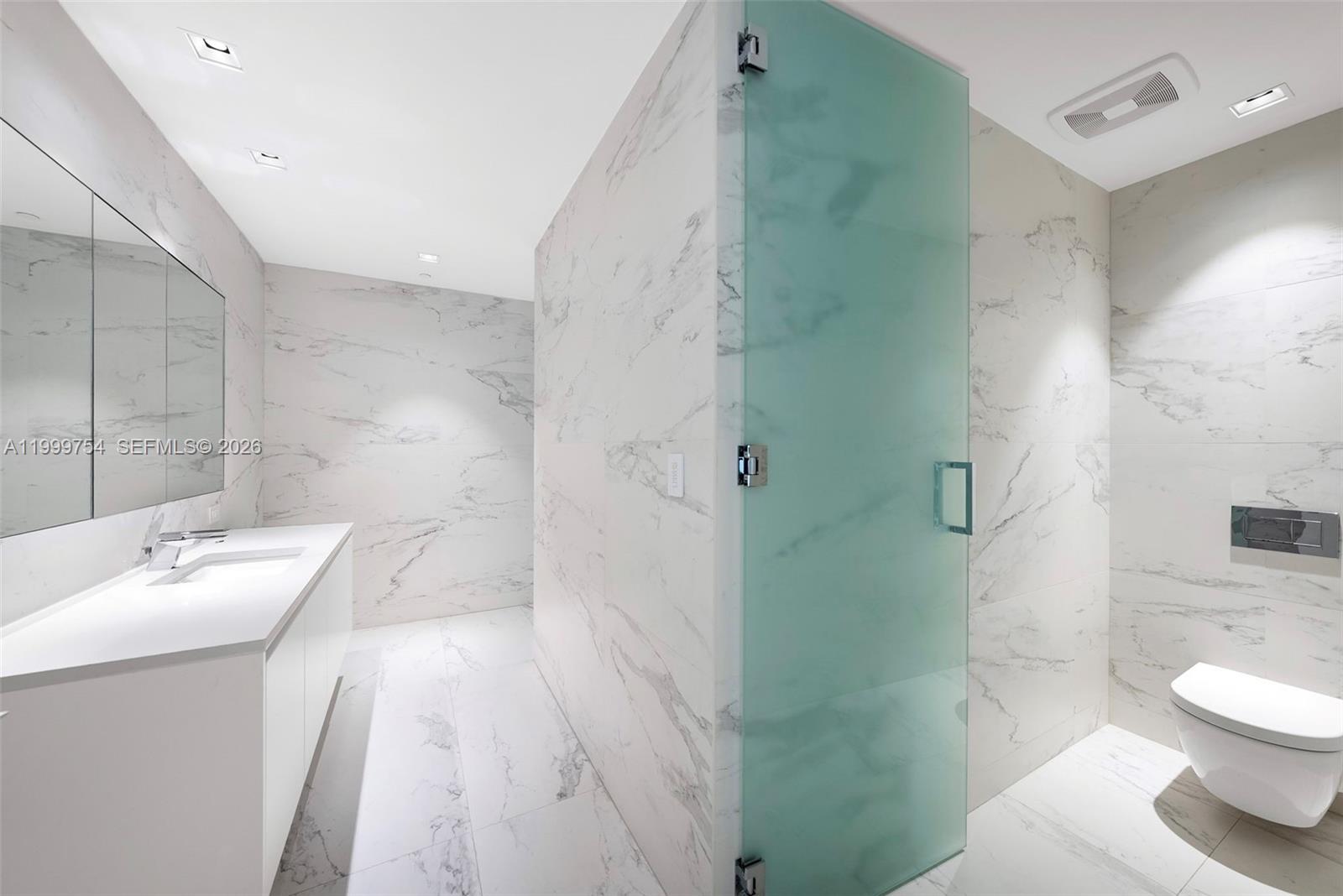1000 Biscayne Blvd #1201, Miami FL 33132