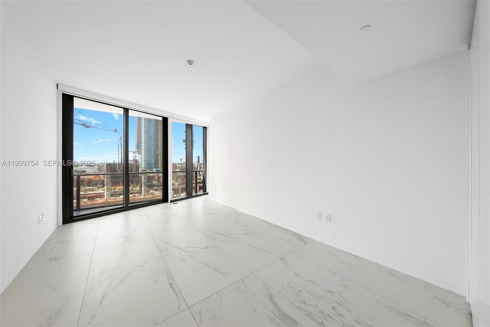 1000 Biscayne Blvd #1201, Miami FL 33132