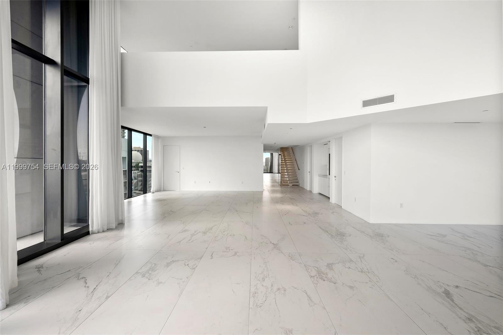 1000 Biscayne Blvd #1201, Miami FL 33132