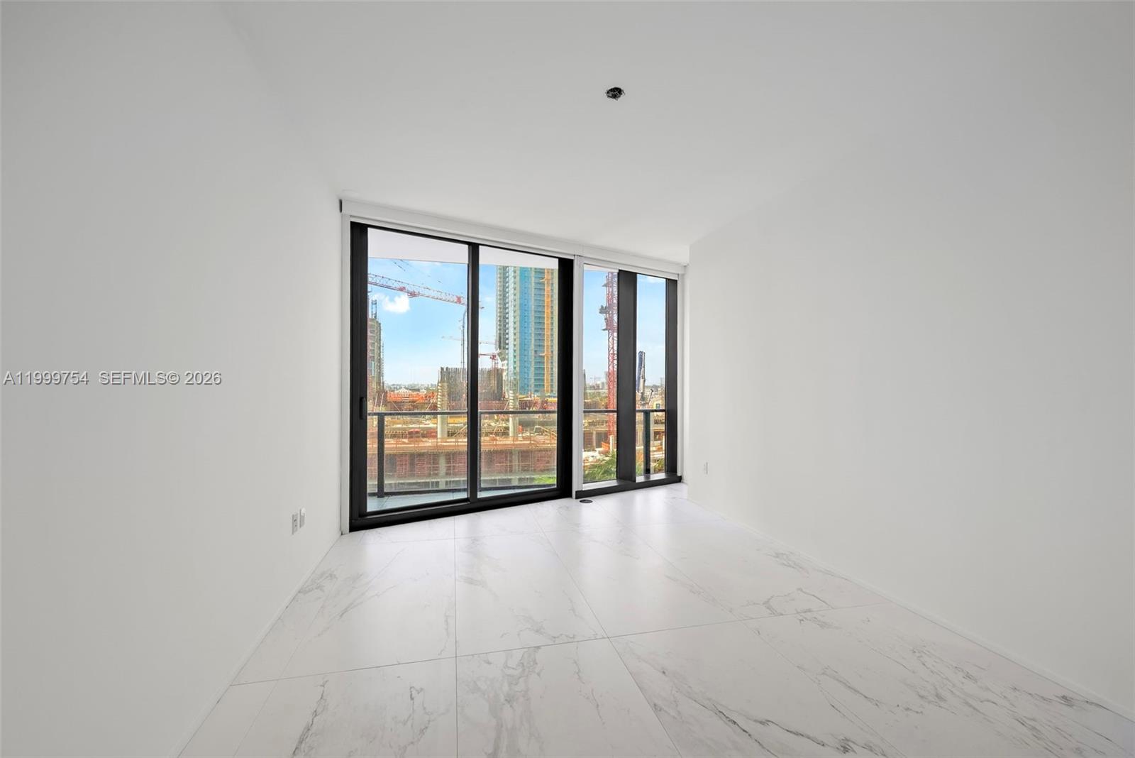 1000 Biscayne Blvd #1201, Miami FL 33132