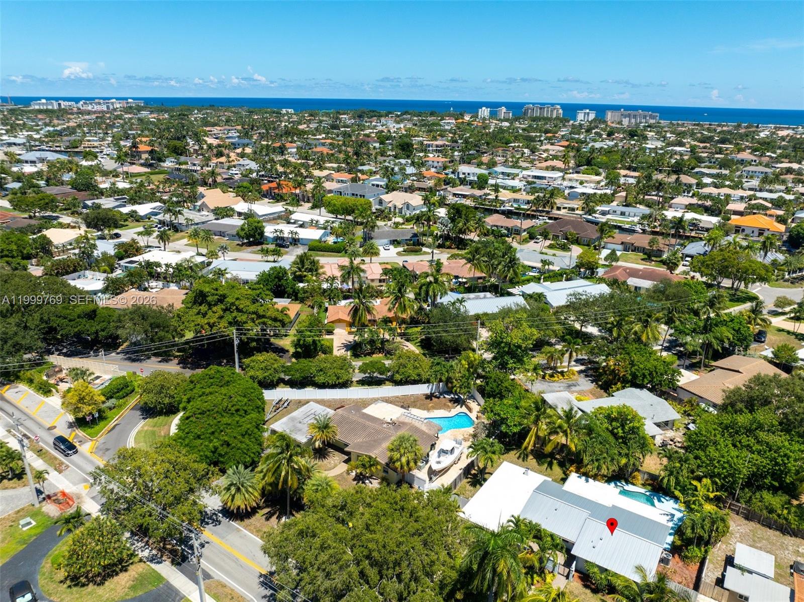 4010 NE 22nd Ave, Lighthouse Point FL 33064