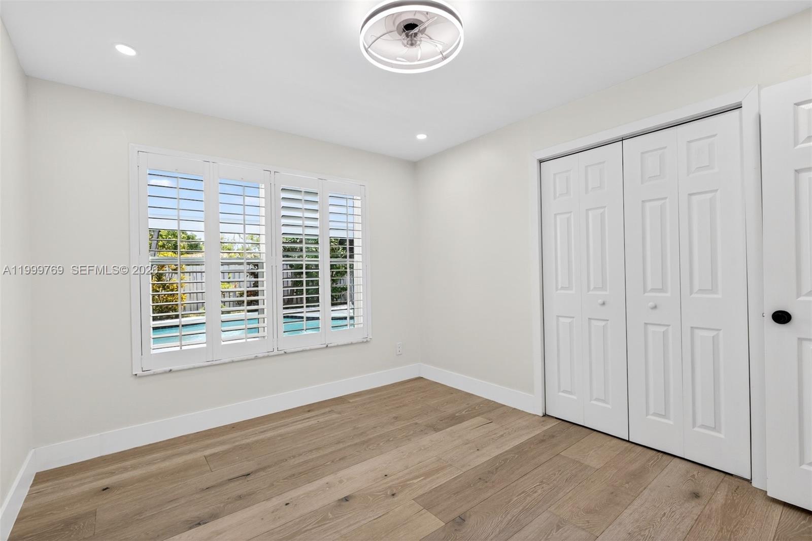 4010 NE 22nd Ave, Lighthouse Point FL 33064