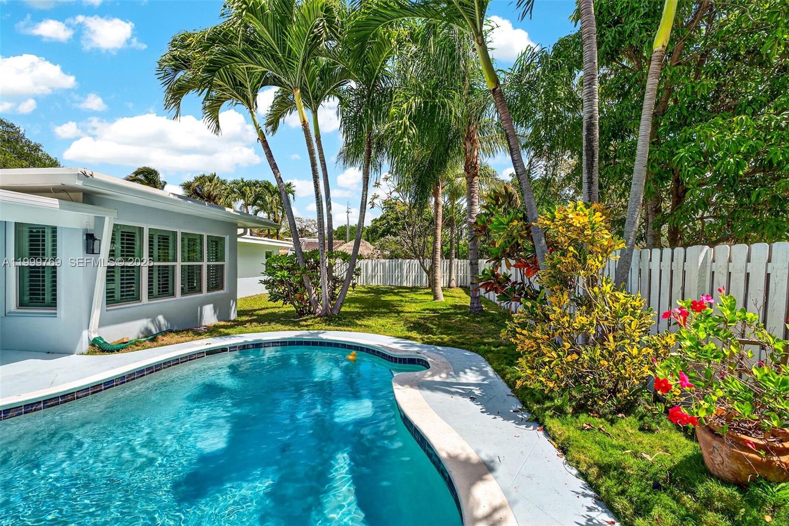 4010 NE 22nd Ave, Lighthouse Point FL 33064