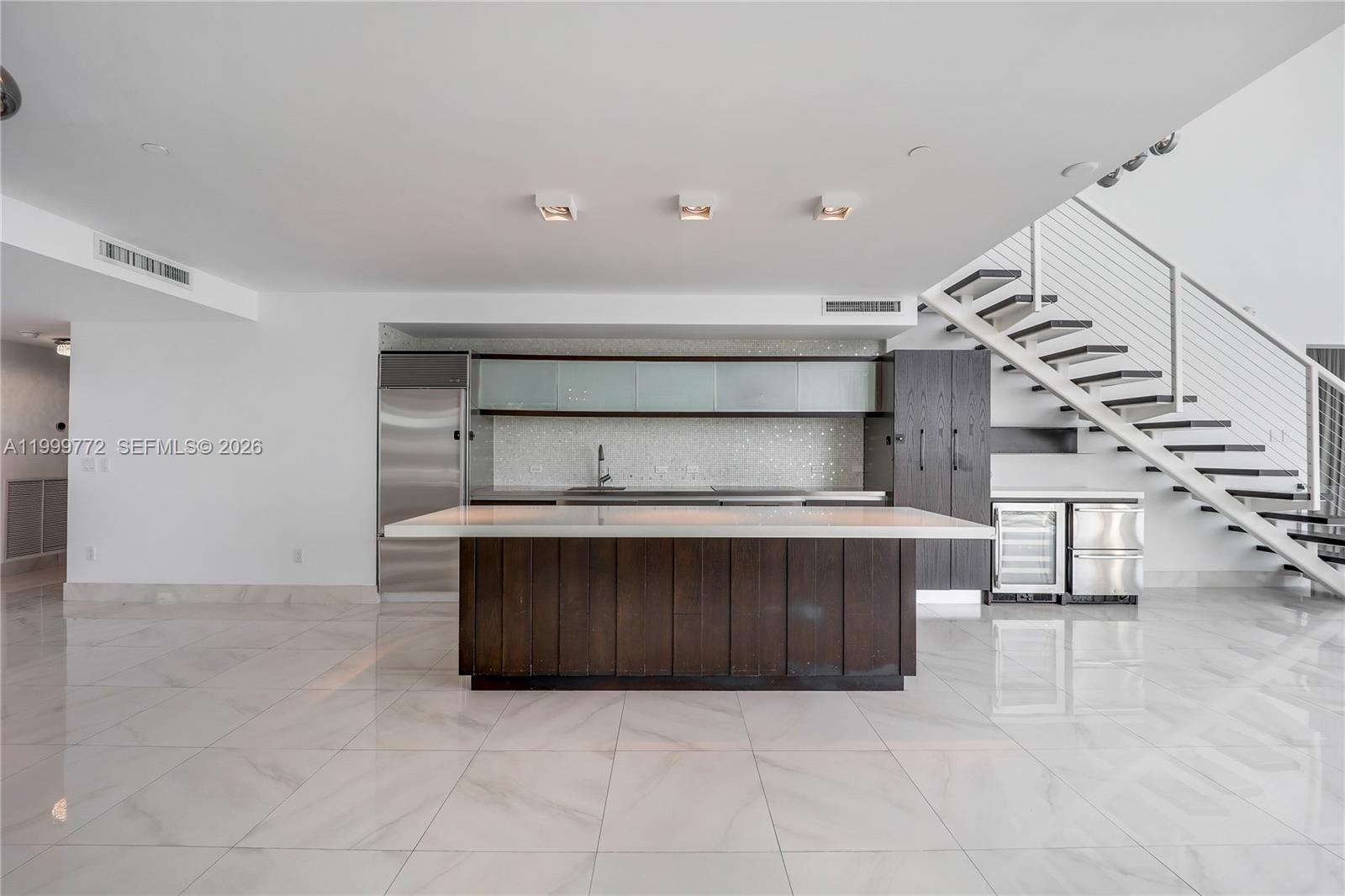 1040 Biscayne Blvd #1001, Miami FL 33132
