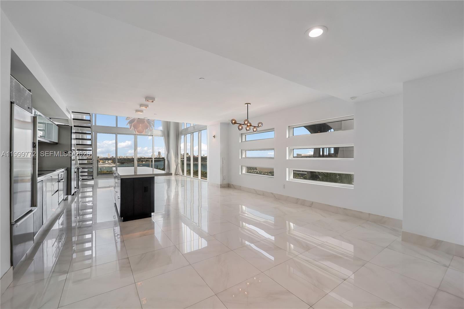 1040 Biscayne Blvd #1001, Miami FL 33132