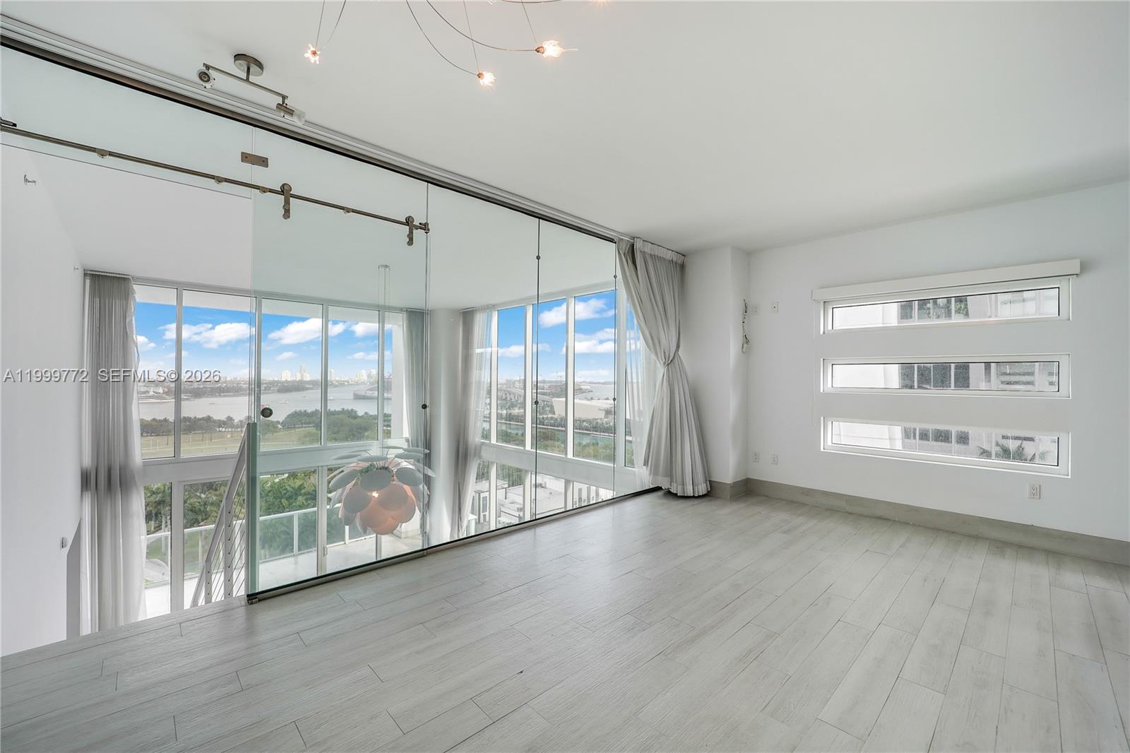 1040 Biscayne Blvd #1001, Miami FL 33132