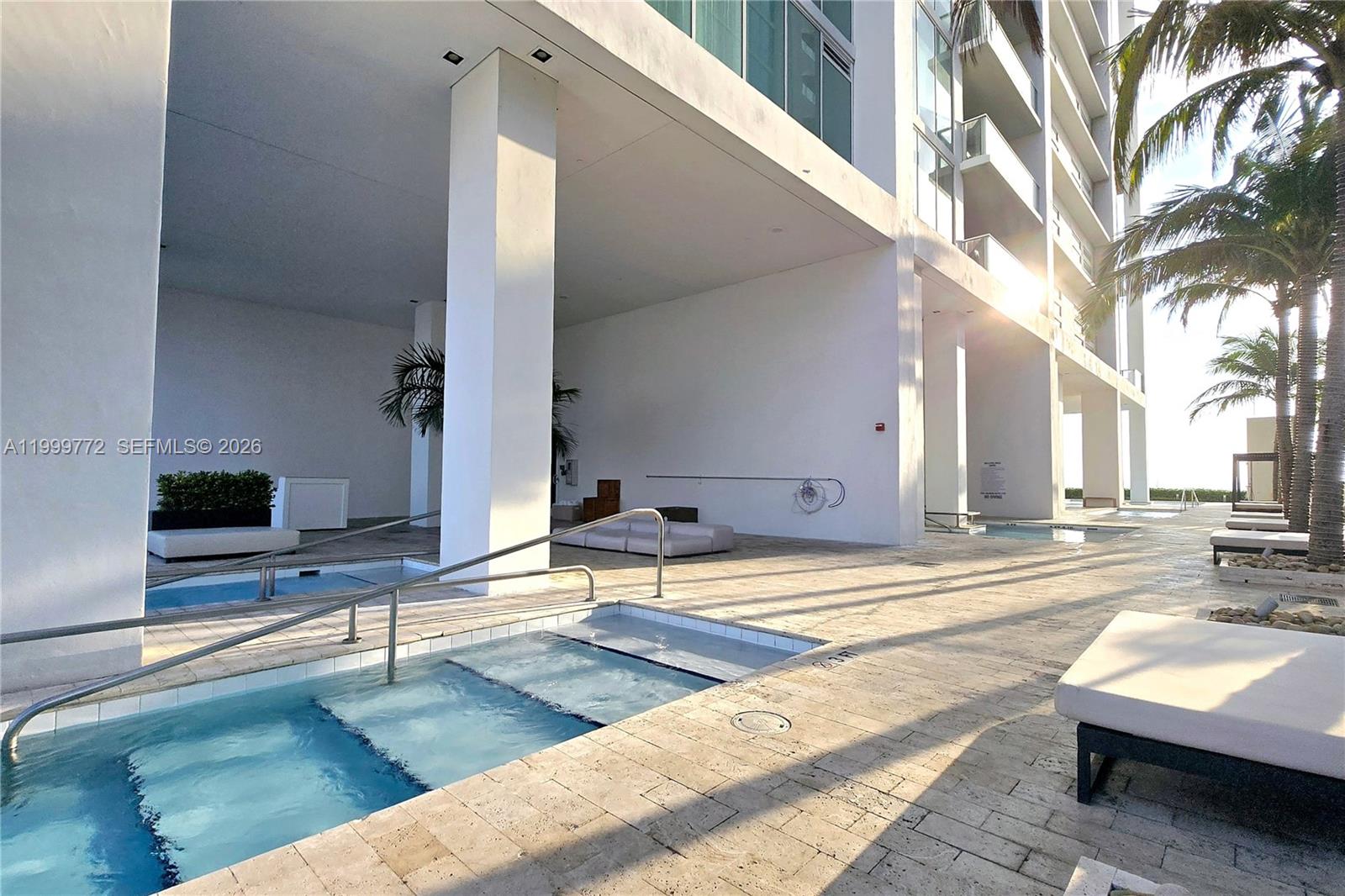 1040 Biscayne Blvd #1001, Miami FL 33132