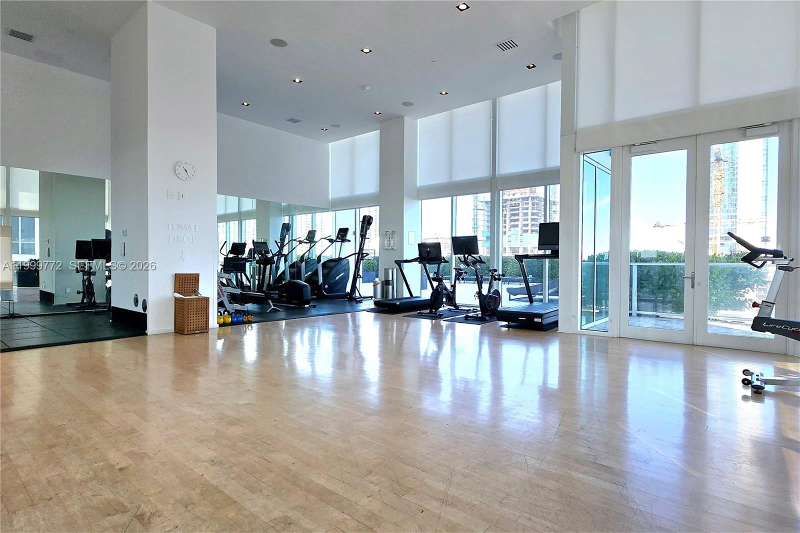 1040 Biscayne Blvd #1001, Miami FL 33132