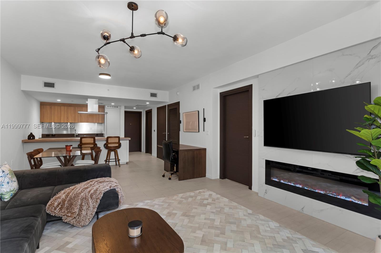 1000 Brickell Plz #2003, Miami FL 33131