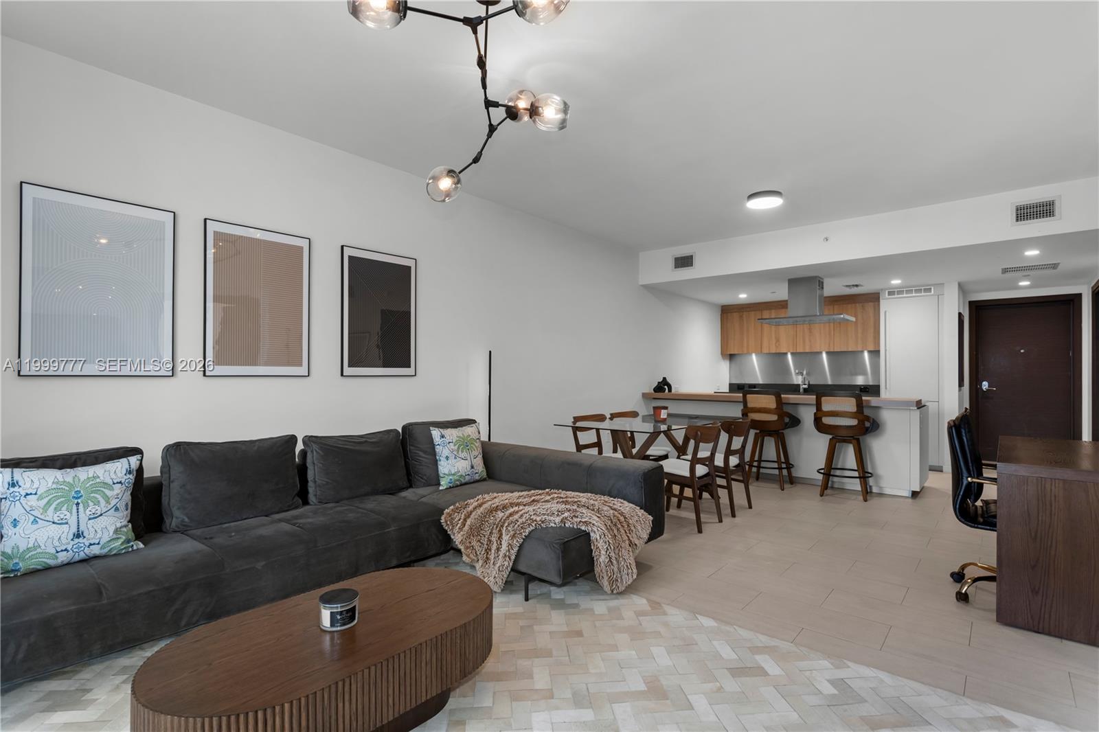 1000 Brickell Plz #2003, Miami FL 33131