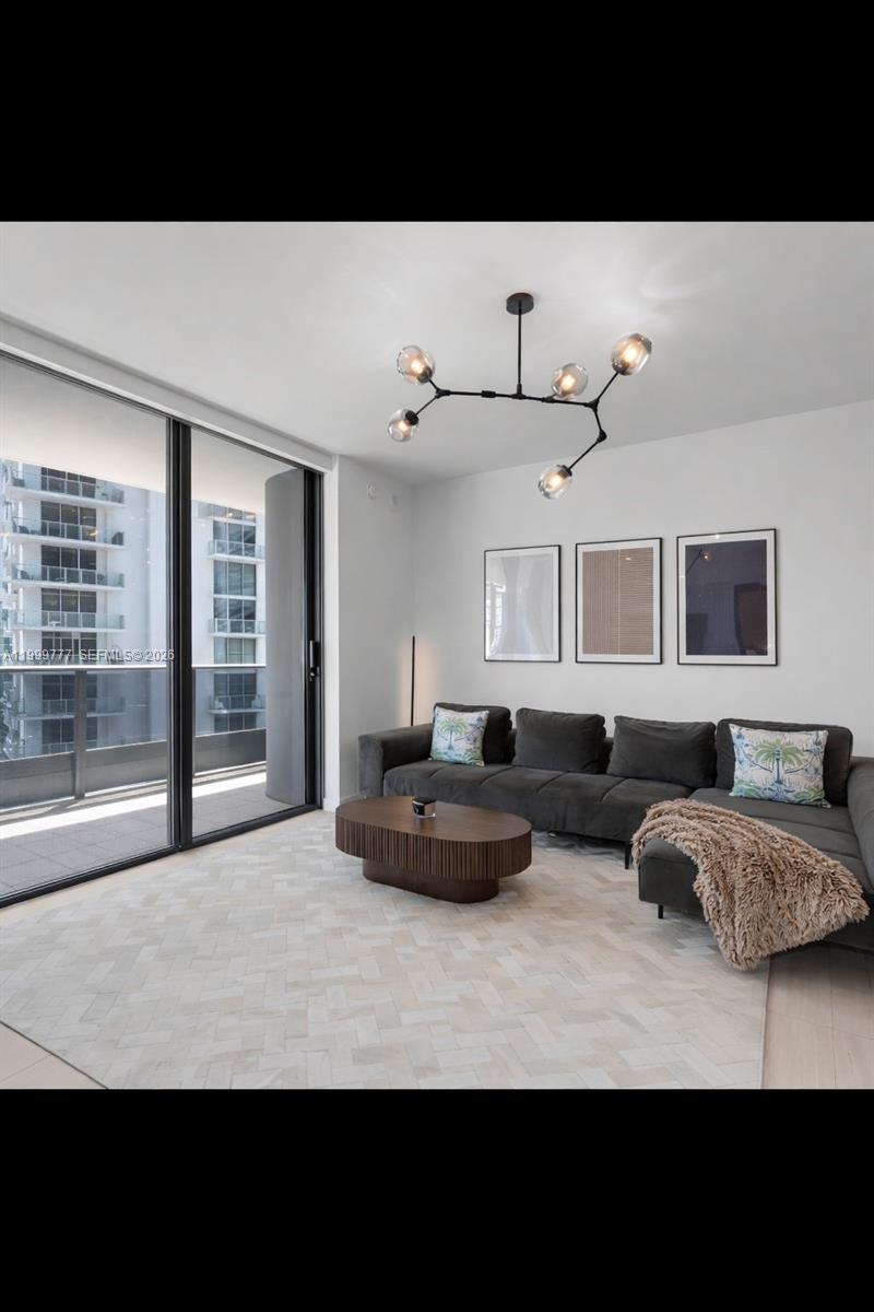 1000 Brickell Plz #2003, Miami FL 33131