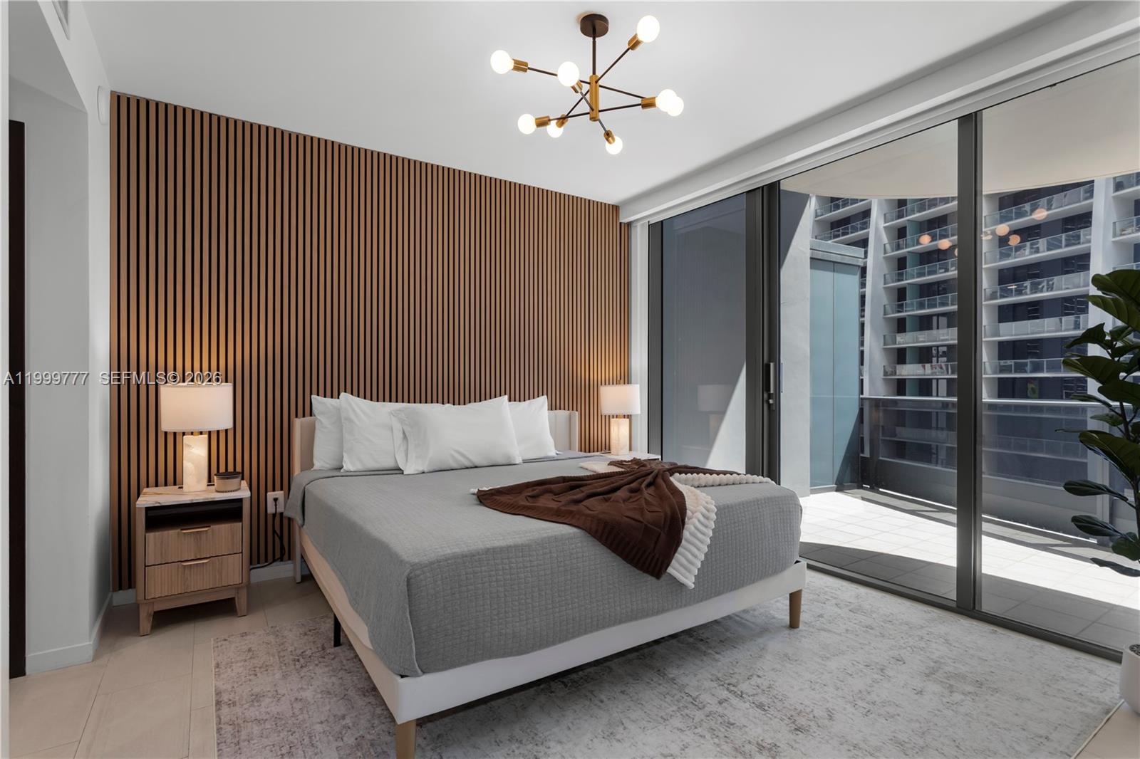 1000 Brickell Plz #2003, Miami FL 33131