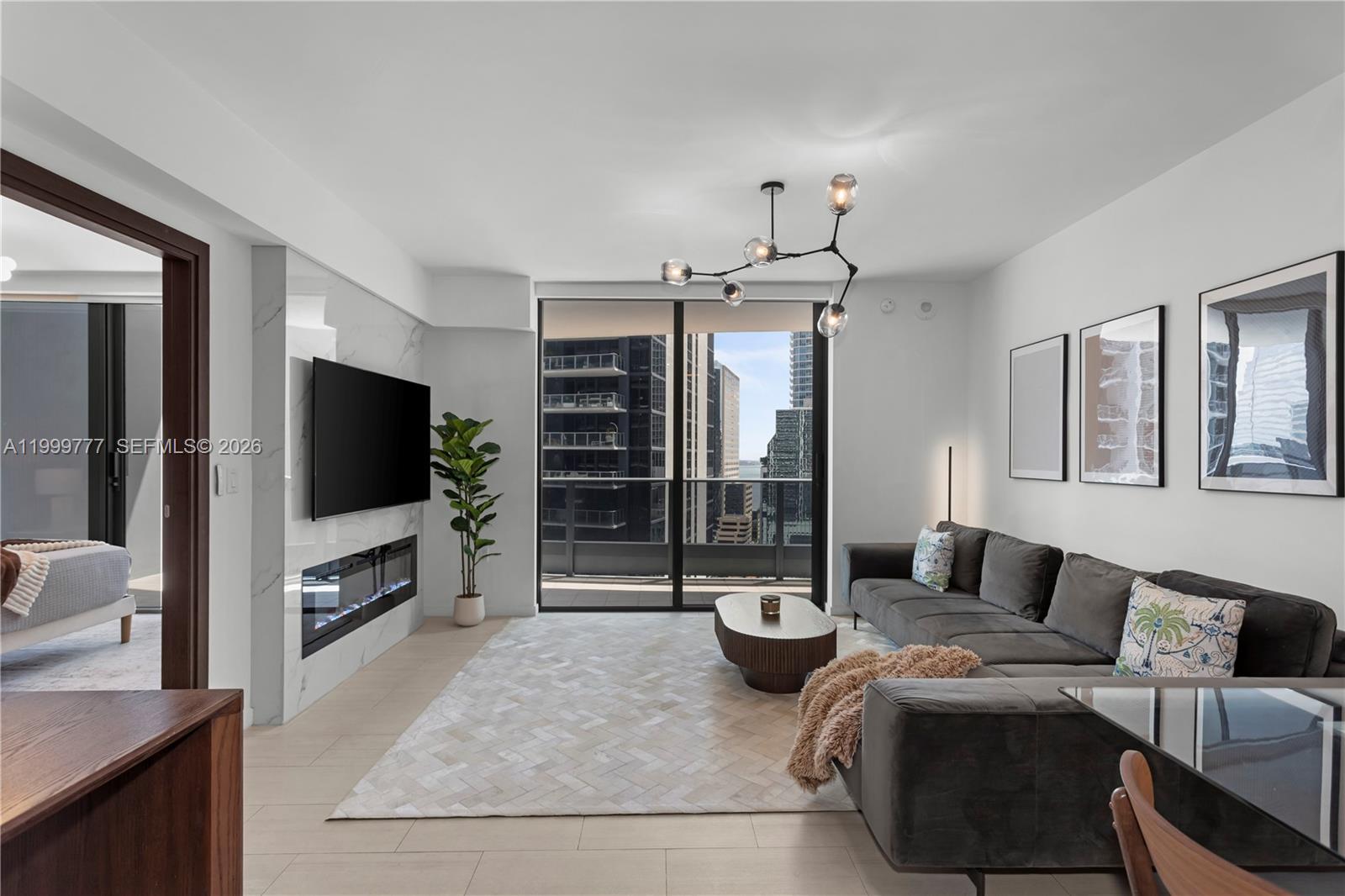 1000 Brickell Plz #2003, Miami FL 33131