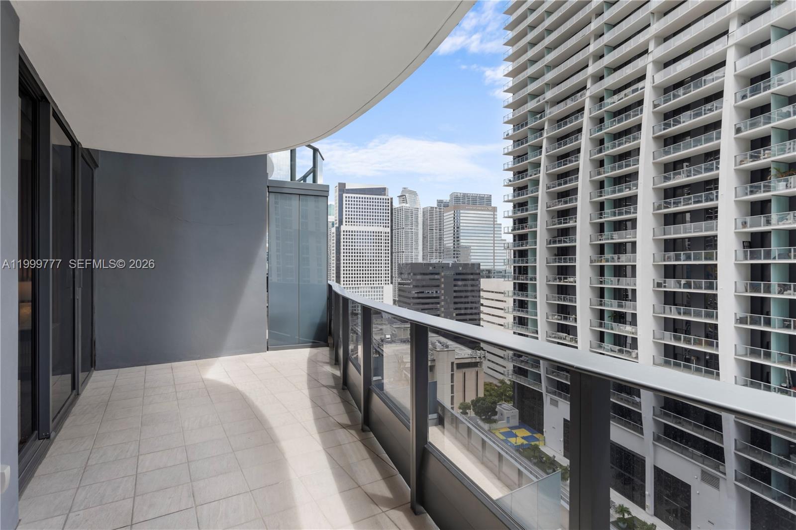 1000 Brickell Plz #2003, Miami FL 33131