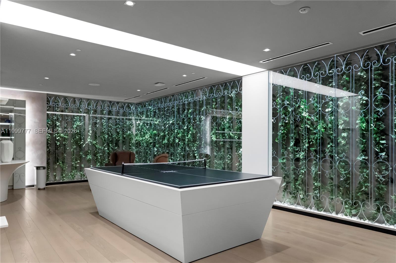 1000 Brickell Plz #2003, Miami FL 33131