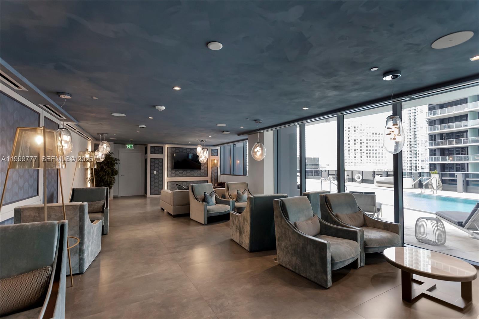 1000 Brickell Plz #2003, Miami FL 33131