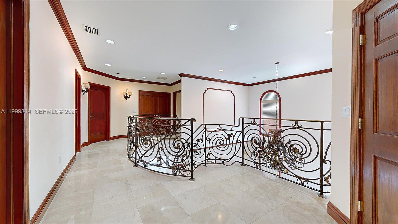 1131 Stillwater Dr, Miami Beach FL 33141
