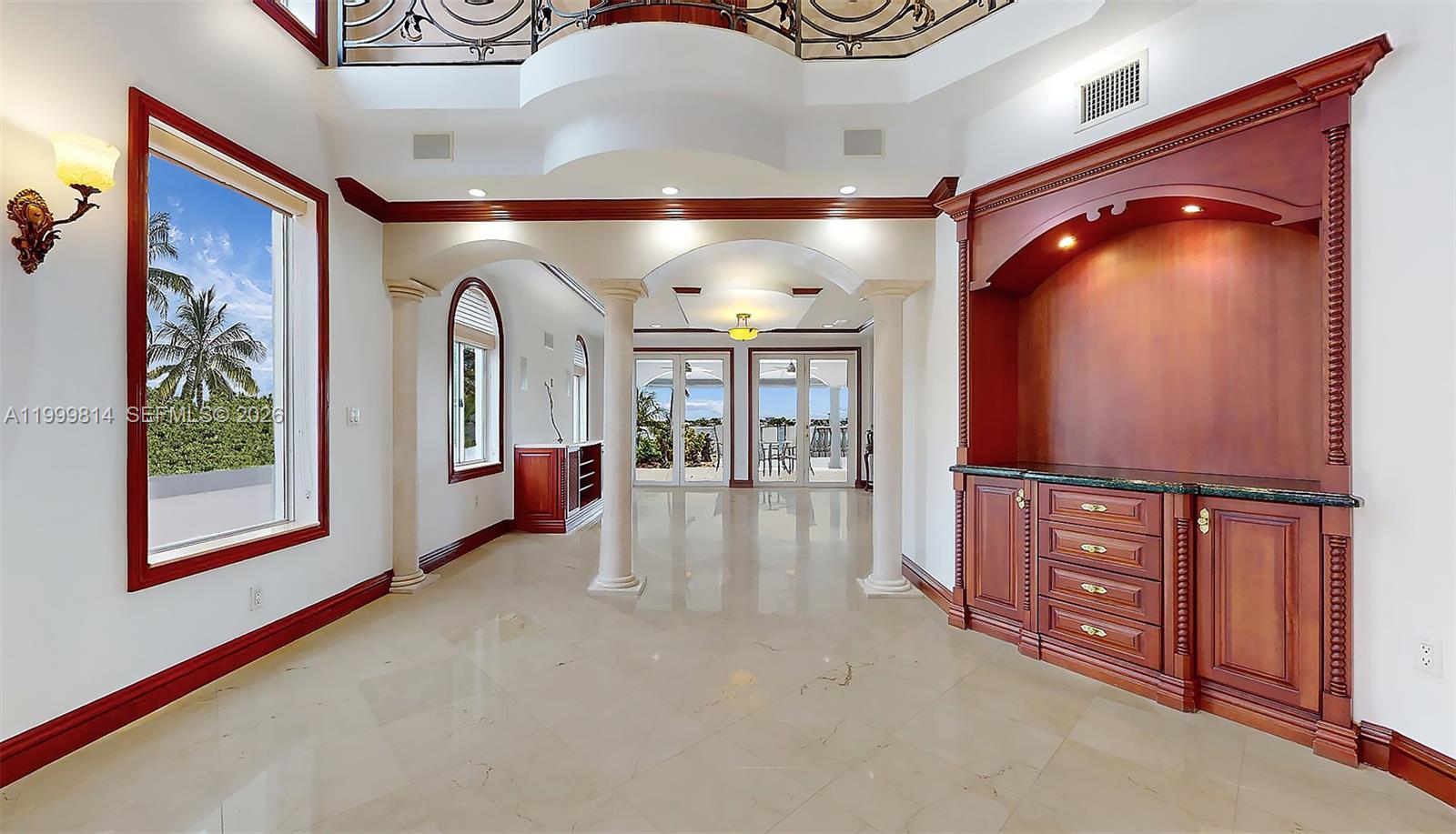 1131 Stillwater Dr, Miami Beach FL 33141