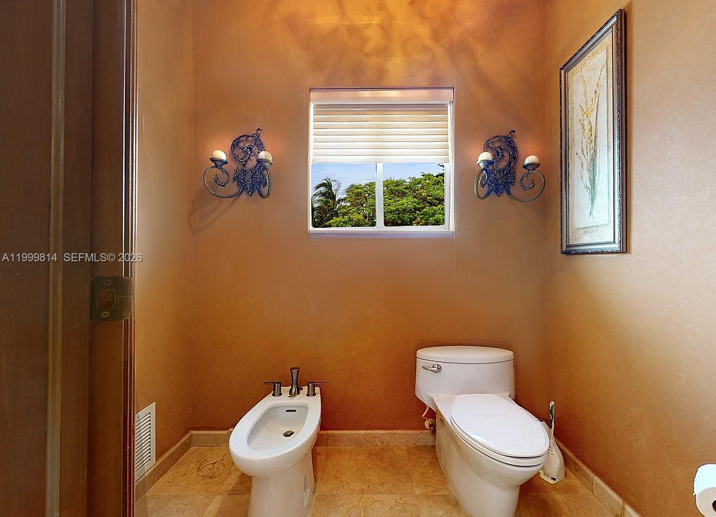 1131 Stillwater Dr, Miami Beach FL 33141