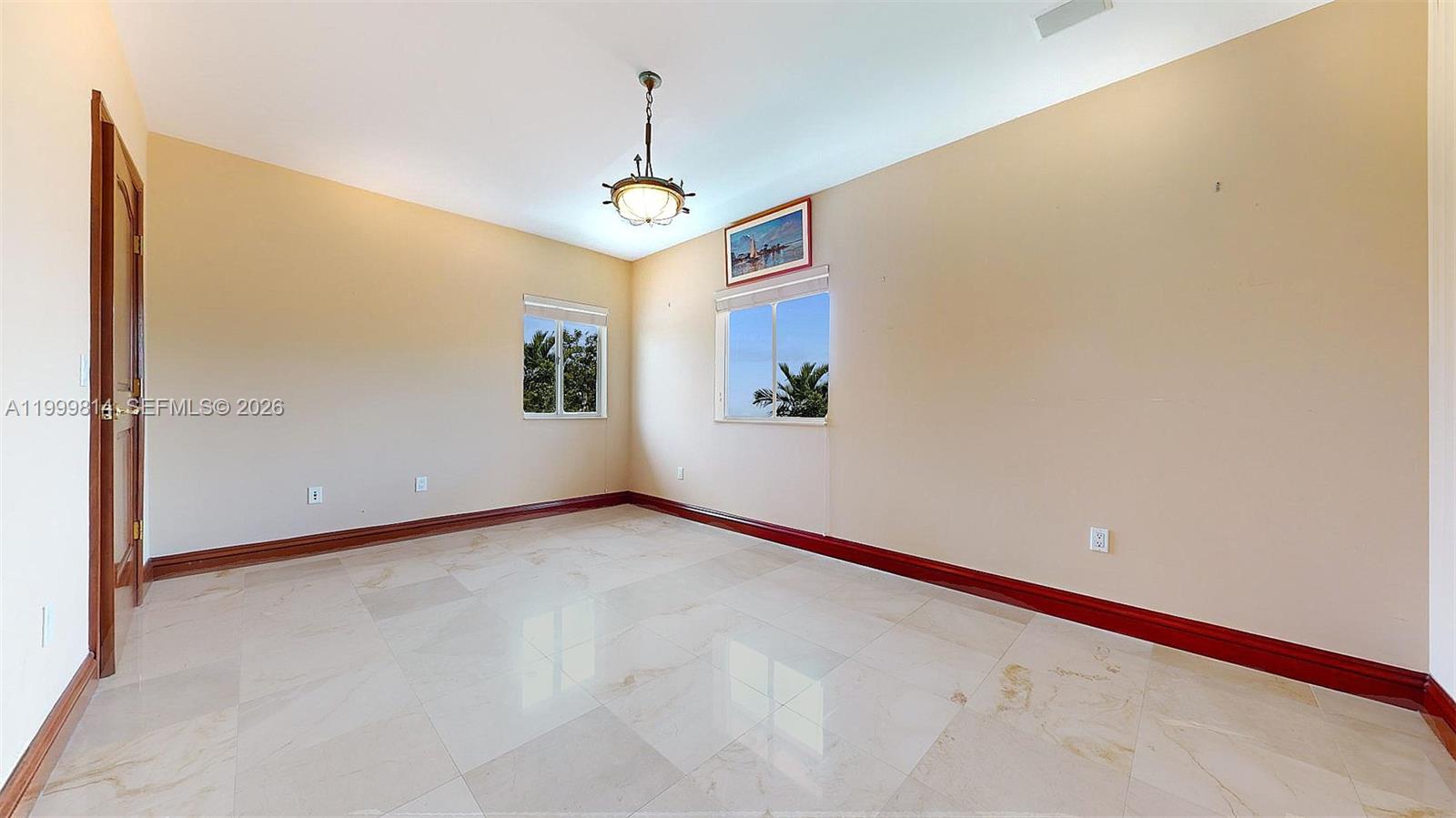 1131 Stillwater Dr, Miami Beach FL 33141