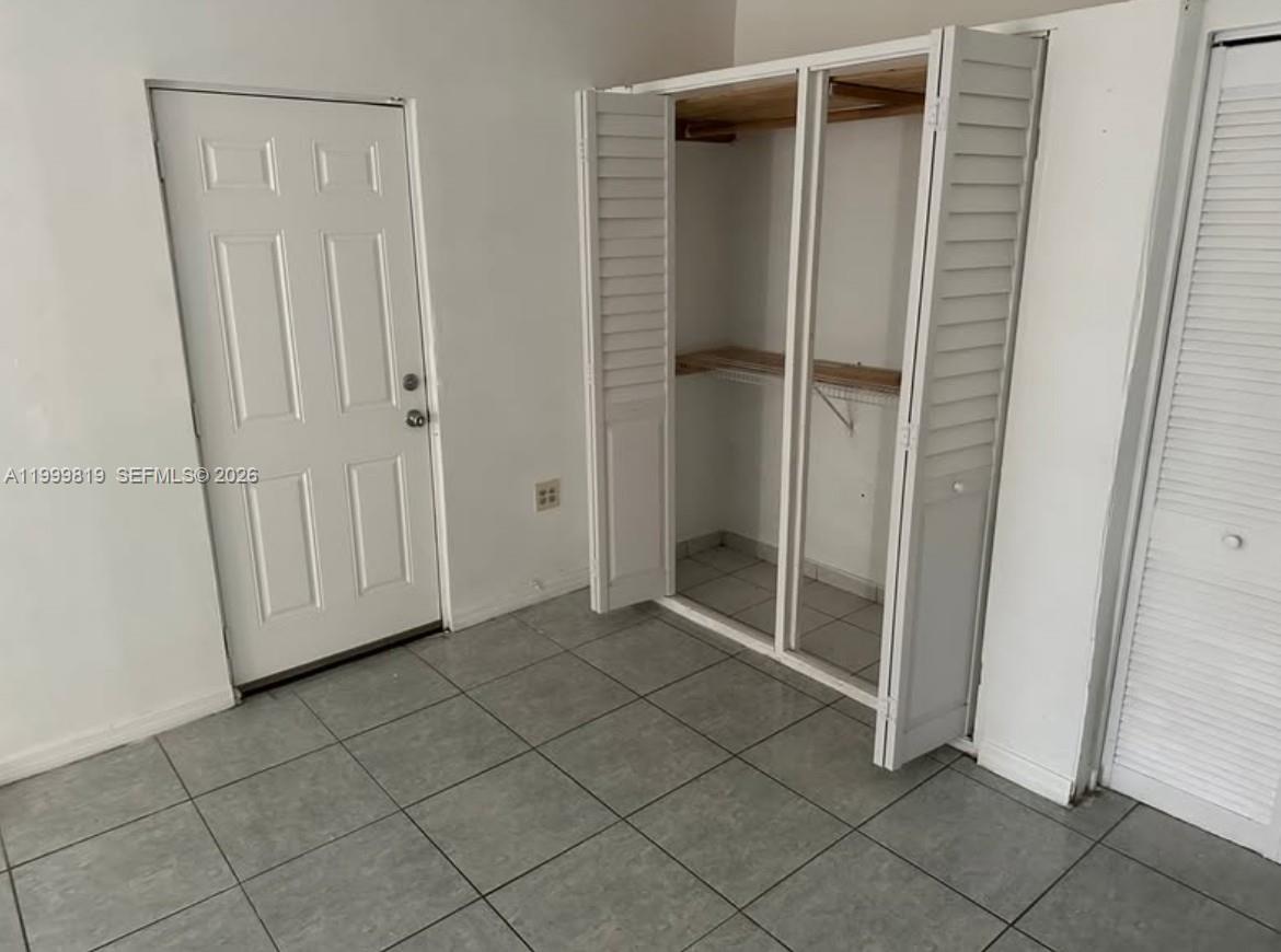 9021 SW 30th Ter, Miami FL 33165