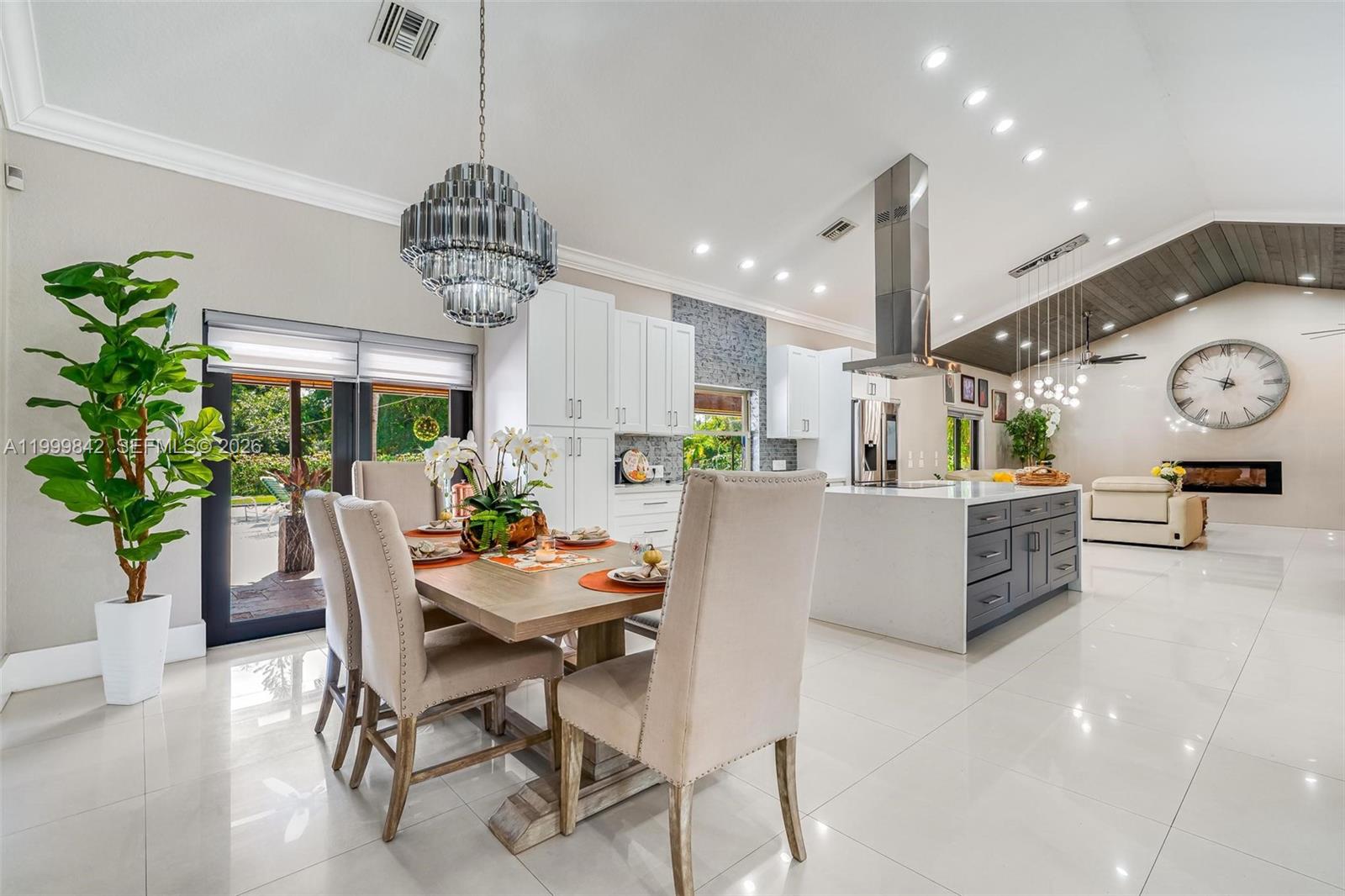6252 NW 65th Ter, Parkland FL 33067