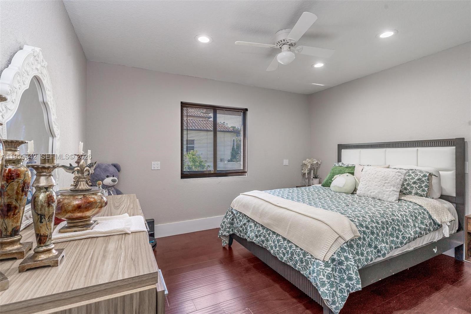 6252 NW 65th Ter, Parkland FL 33067
