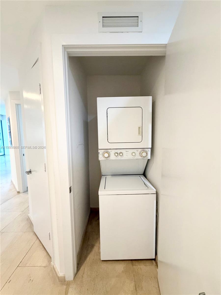 1050 Brickell Ave #2420, Miami FL 33131