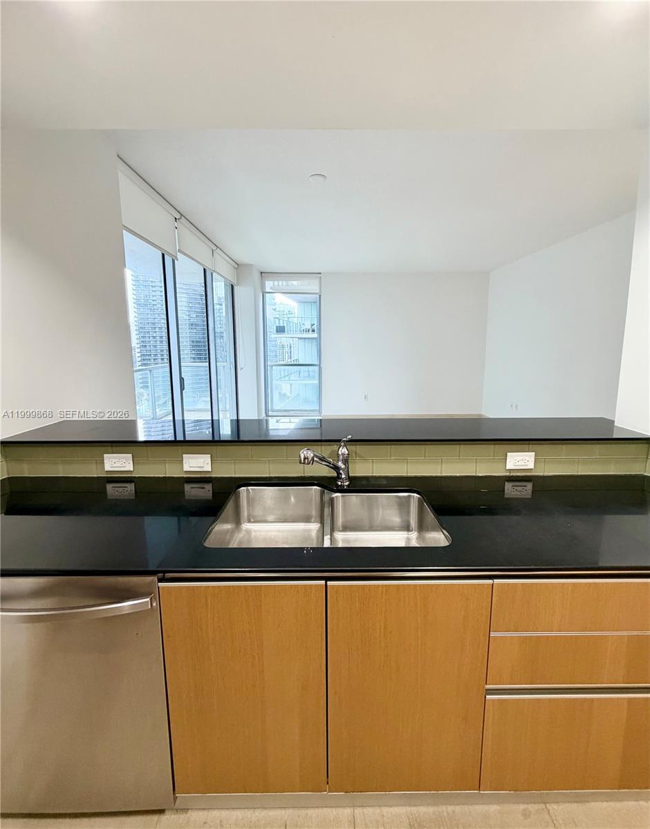 1050 Brickell Ave #2420, Miami FL 33131
