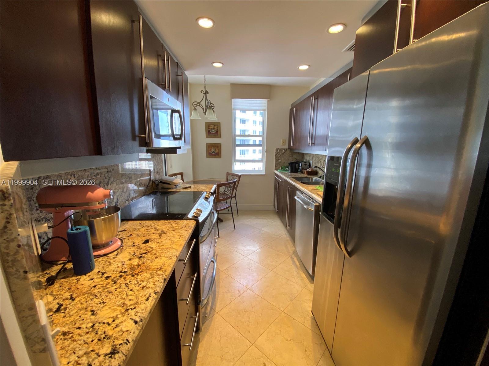 701 Brickell Key Blvd #2104, Miami FL 33131