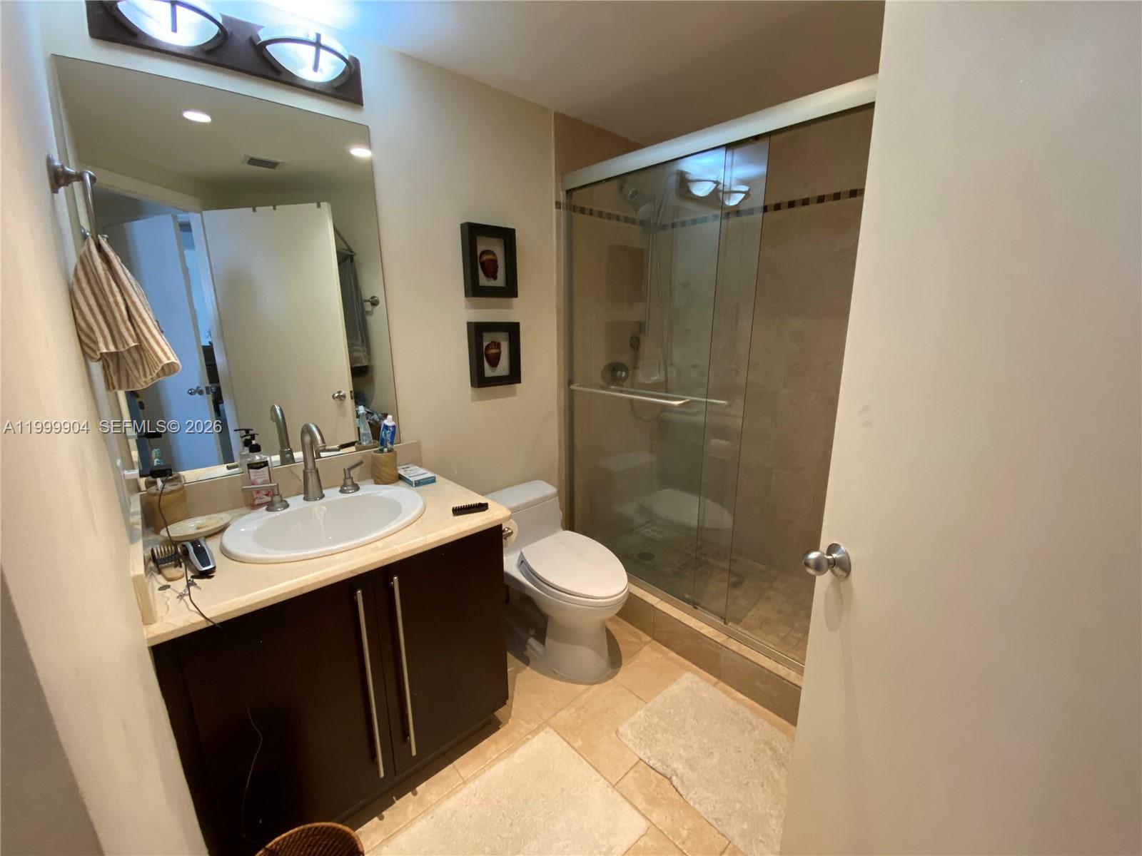 701 Brickell Key Blvd #2104, Miami FL 33131
