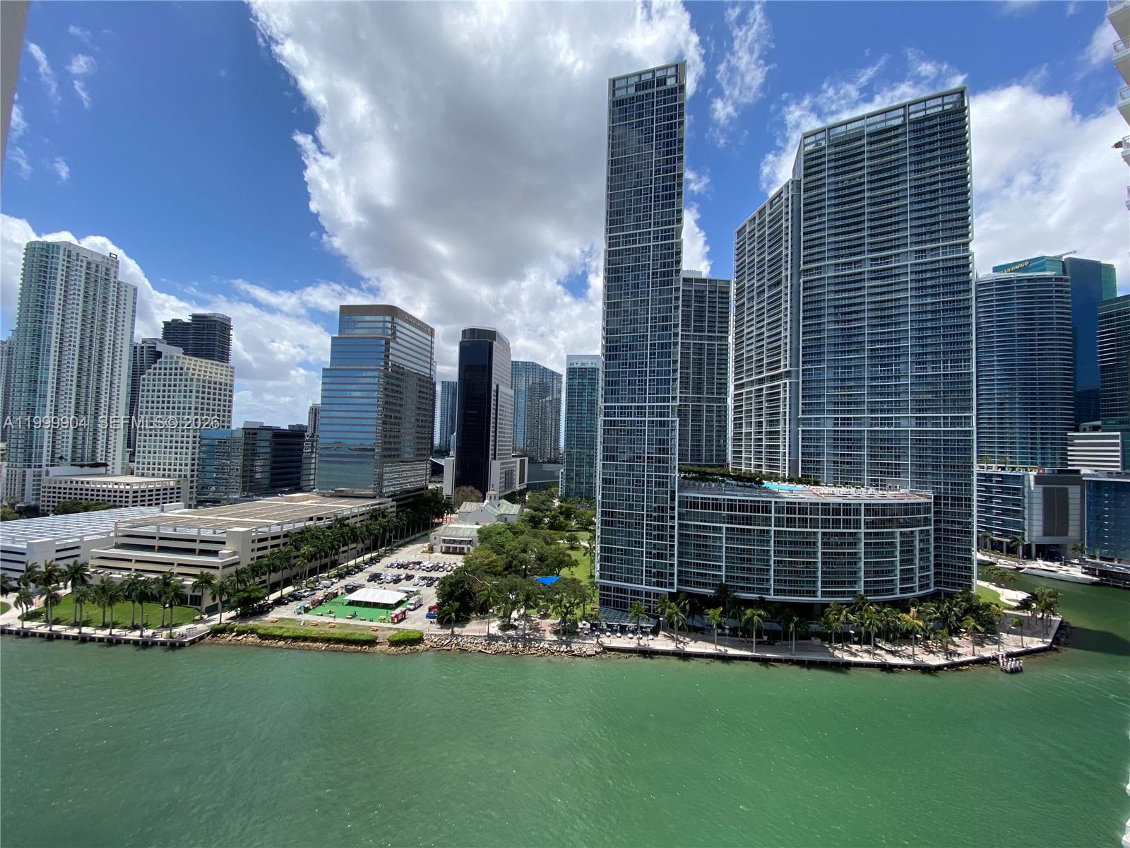 701 Brickell Key Blvd #2104, Miami FL 33131