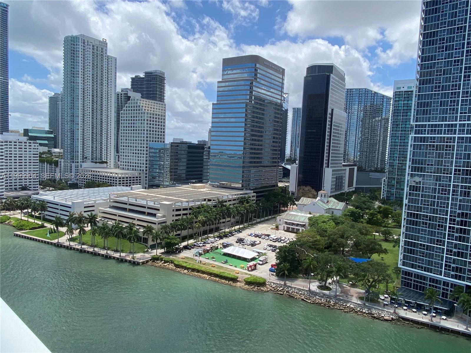 701 Brickell Key Blvd #2104, Miami FL 33131