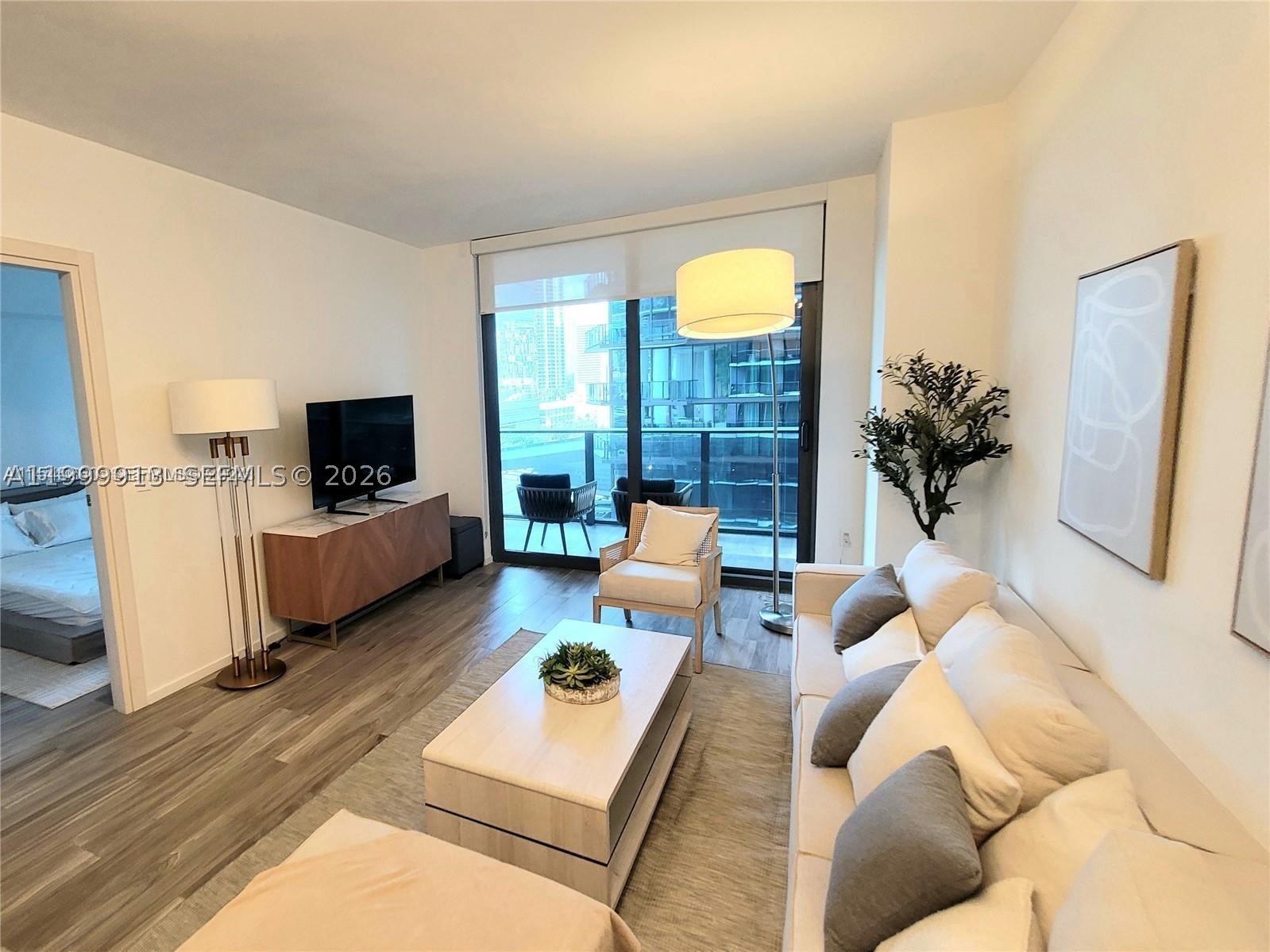 801 S Miami Ave #1008, Miami FL 33130