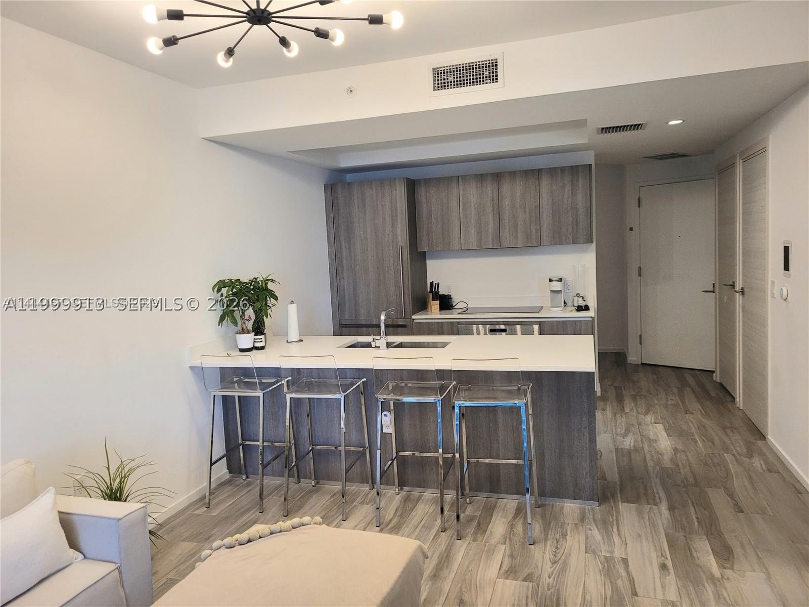 801 S Miami Ave #1008, Miami FL 33130