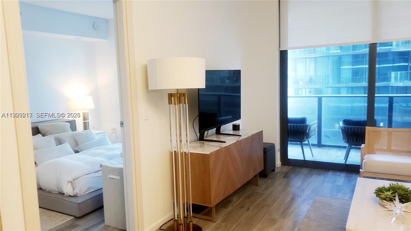 801 S Miami Ave #1008, Miami FL 33130